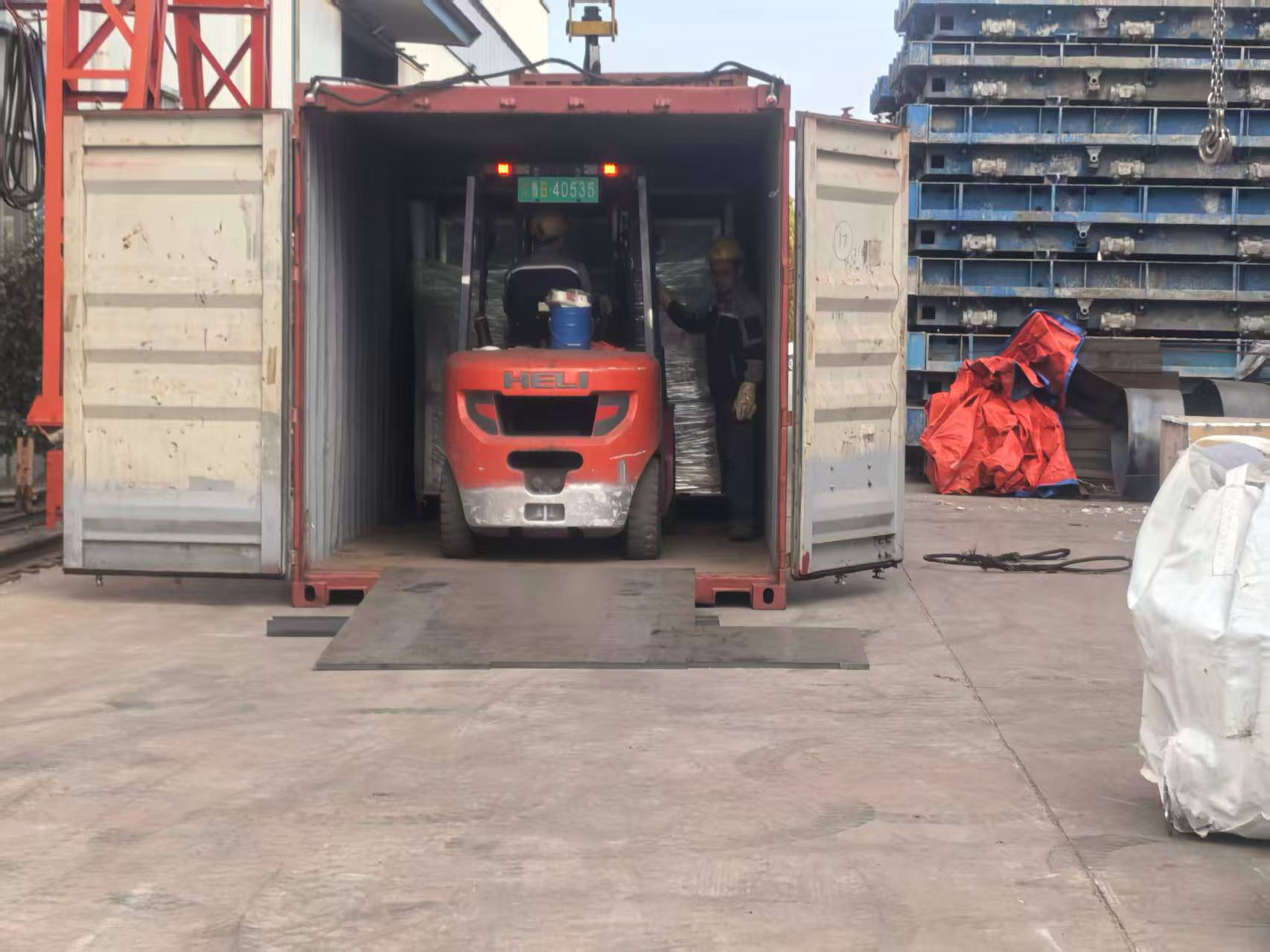 Správy o exporte podporných produktov oceľovej konštrukcie Liweiyuan Steel Structure do Čile