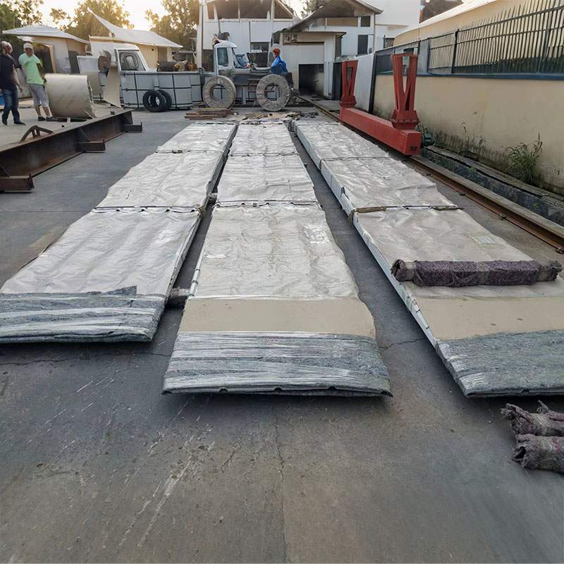 Sú farebné oceľové plechy dokonalým riešením pre trvanlivé, nákladovo efektívne a moderné stavebné projekty