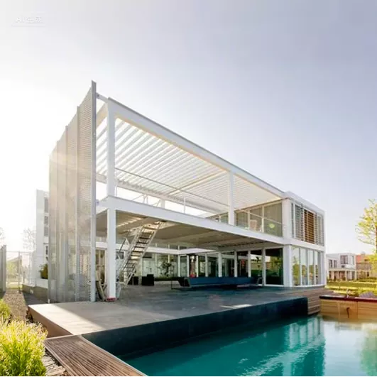 Prečo je bývanie z ľahkých oceľových konštrukcií budúcnosťou moderného stavebníctva